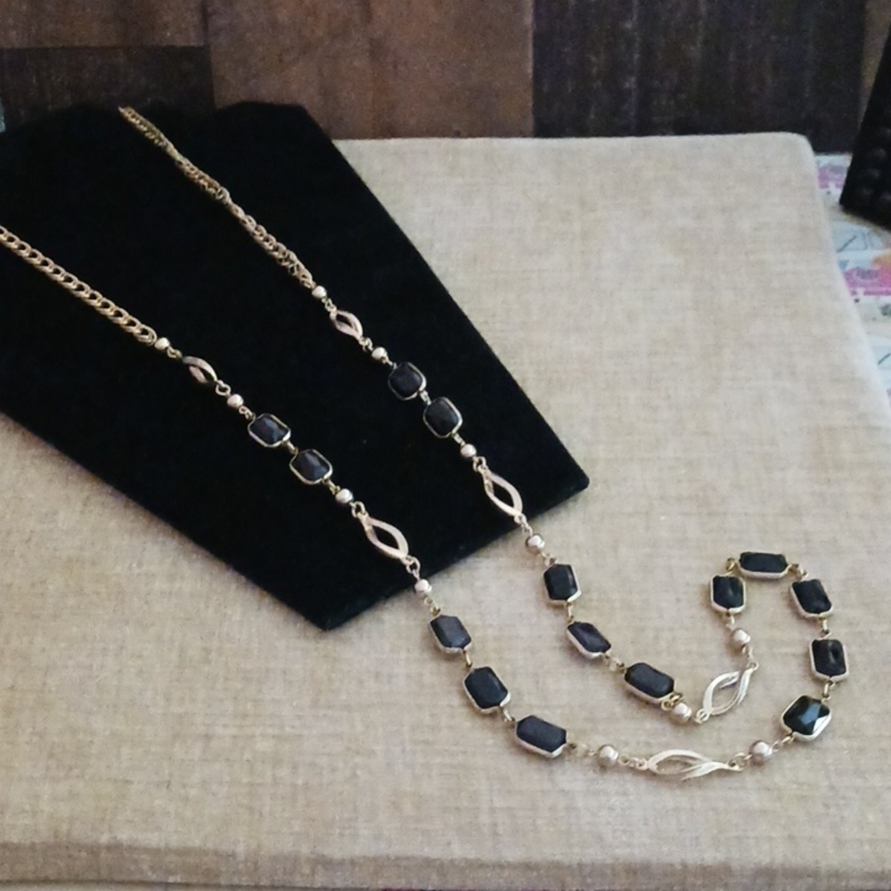 Vintage Korea Gold Tone Black Bead Necklace